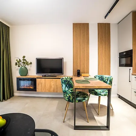 Apartment Arheya 3 архея 3 за гости *
